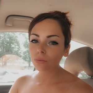 Meet your Posher, Nikki